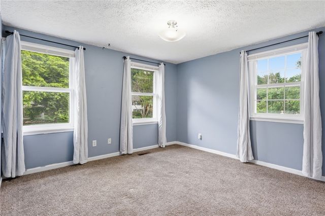 709 Audley End, Webster, NY 14580