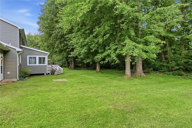 709 Audley End, Webster, NY 14580