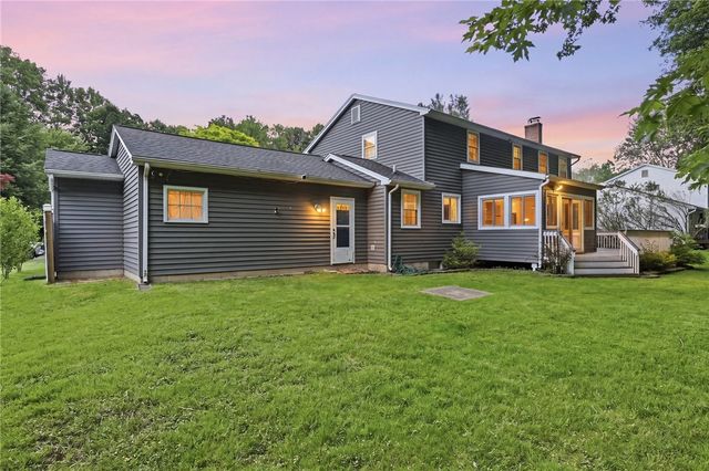 709 Audley End, Webster, NY 14580