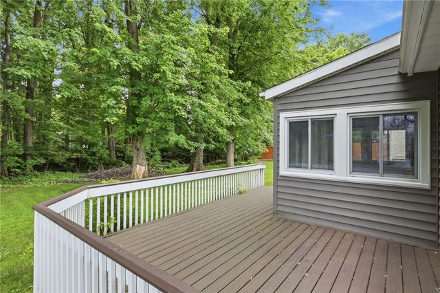 709 Audley End, Webster, NY 14580