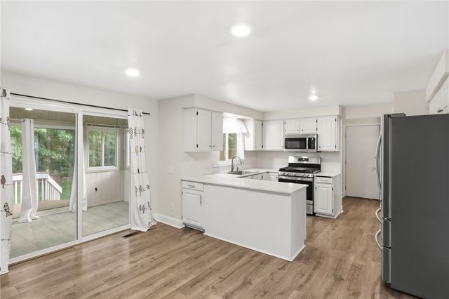 709 Audley End, Webster, NY 14580