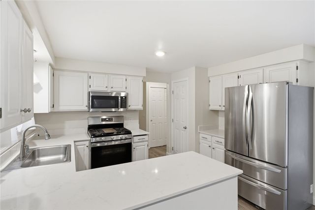 709 Audley End, Webster, NY 14580