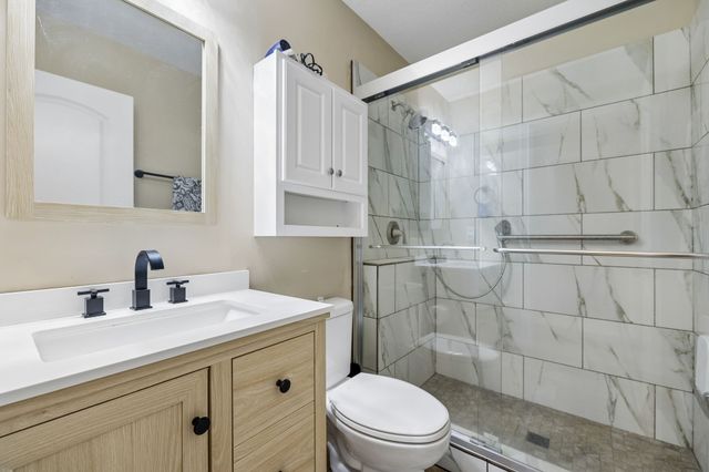 3454 Southwood Dr, Clarksville, TN 37042