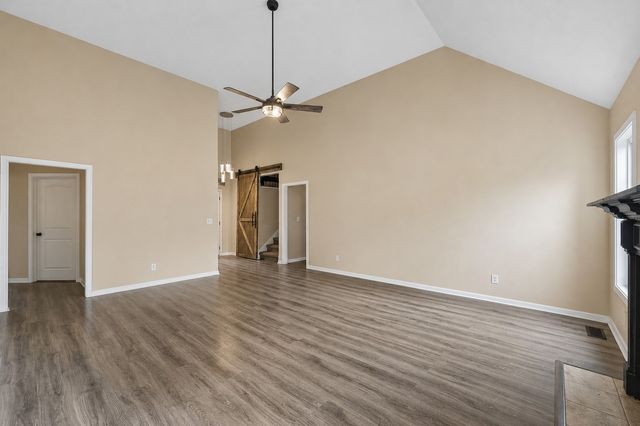 3454 Southwood Dr, Clarksville, TN 37042