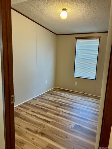 17595 Joe Sevario Rd, Prairieville, LA 70769