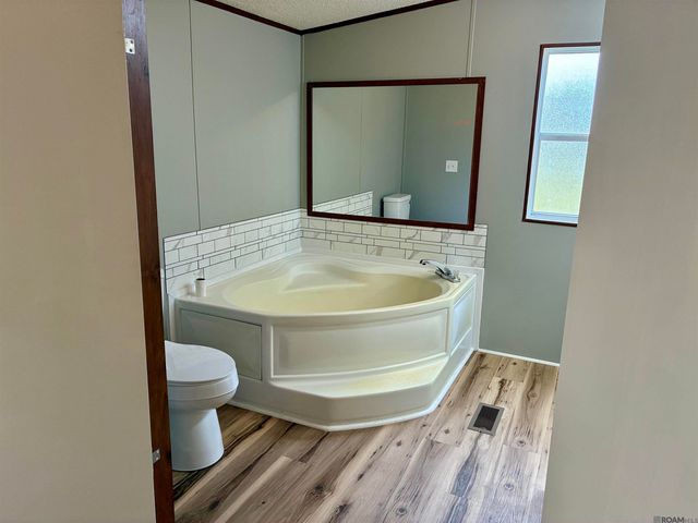 17595 Joe Sevario Rd, Prairieville, LA 70769