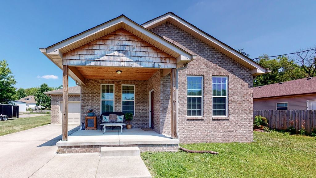 131 Richland Ave, Watertown, TN 37184