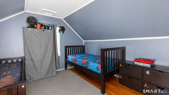 86 Crestwood Avenue, Waterbury, CT 06704