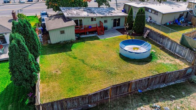 10711 E 16TH Ave, Spokane Valley, WA 99206