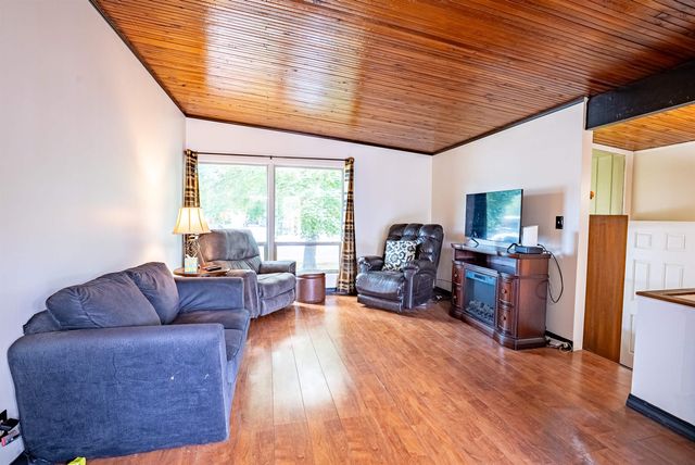 10711 E 16TH Ave, Spokane Valley, WA 99206