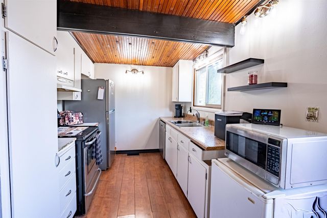 10711 E 16TH Ave, Spokane Valley, WA 99206