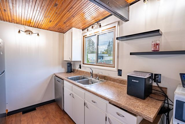 10711 E 16TH Ave, Spokane Valley, WA 99206