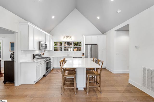 230 Potomac Avenue, Greenville, SC 29605