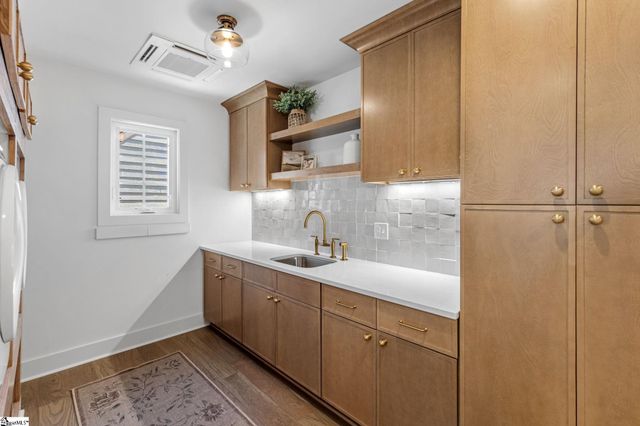 230 Potomac Avenue, Greenville, SC 29605