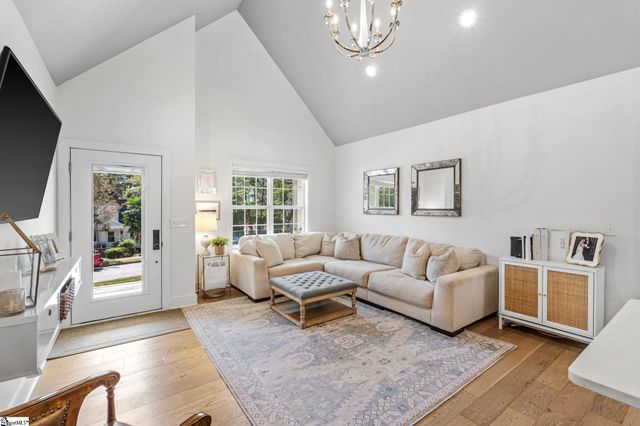 230 Potomac Avenue, Greenville, SC 29605