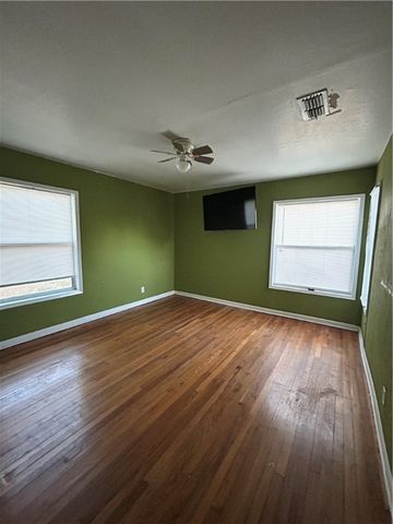 1041 E 5th St, Alice, TX 78332