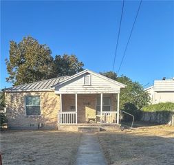 1041 E 5th St, Alice, TX 78332