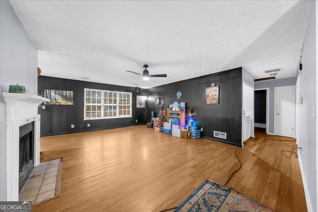 936 Shiloh Ridge Run NW, Kennesaw, GA 30144