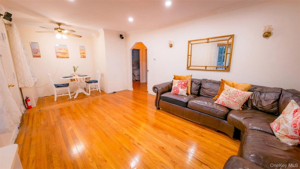 21724 121st Avenue, Cambria Heights, NY 11411 — photo 4