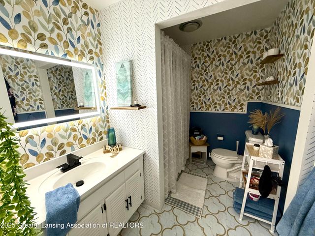 4120 Arlene Drive, Lansing, MI 48917