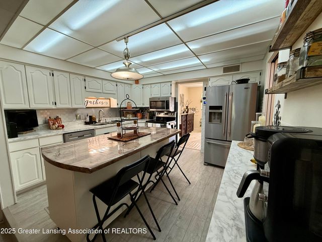 4120 Arlene Drive, Lansing, MI 48917