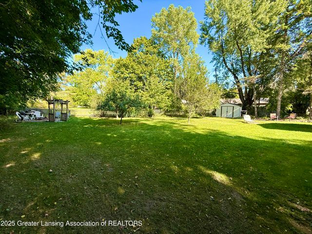 4120 Arlene Drive, Lansing, MI 48917