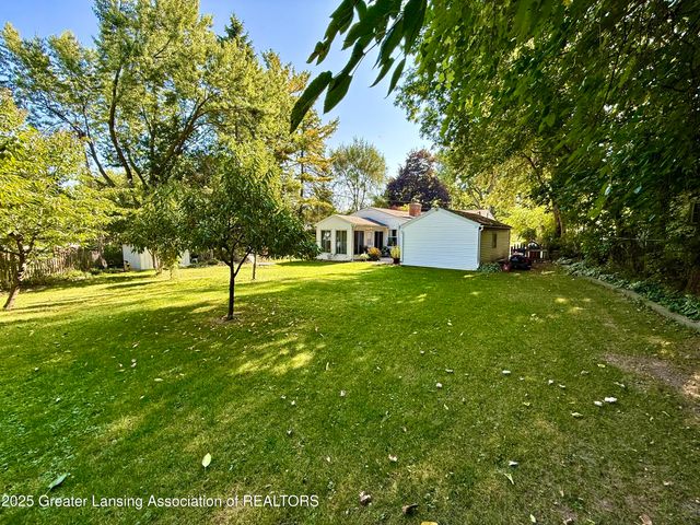 4120 Arlene Drive, Lansing, MI 48917