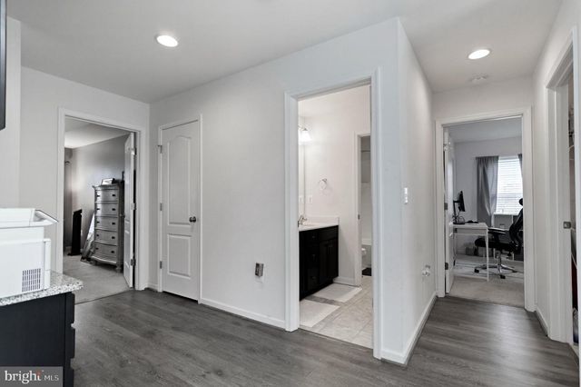 6317 COURTLAND PARK DR, Fredericksburg, VA 22407