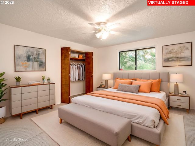 8804 Ne 111TH Way, Vancouver, WA 98662