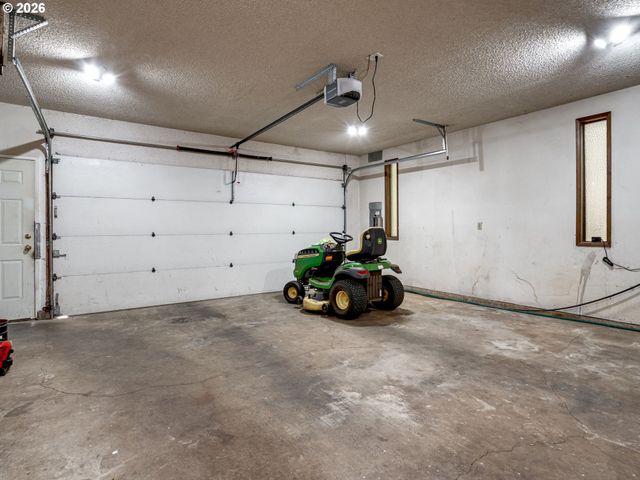 8804 Ne 111TH Way, Vancouver, WA 98662