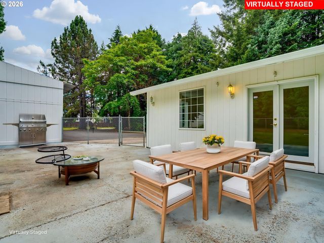 8804 Ne 111TH Way, Vancouver, WA 98662