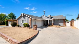 1274 W Avenue H12, Lancaster, CA 93534