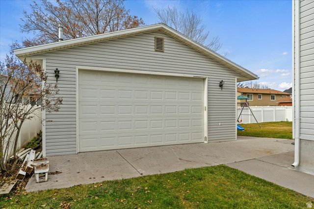 2273 N 1975 E, Layton, UT 84040