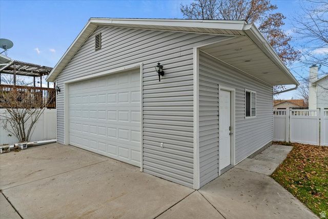 2273 N 1975 E, Layton, UT 84040