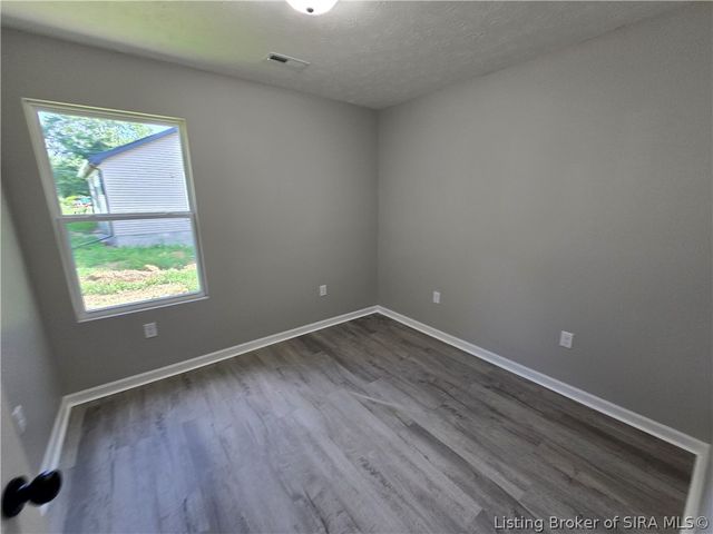 71 S Beech Street, Campbellsburg, IN 47108