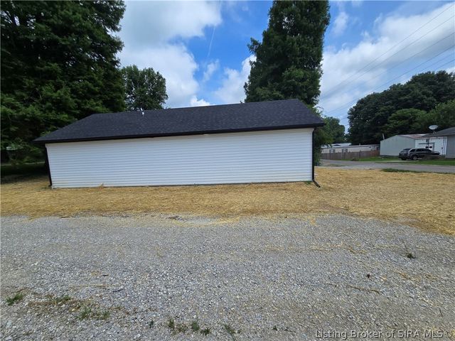 71 S Beech Street, Campbellsburg, IN 47108