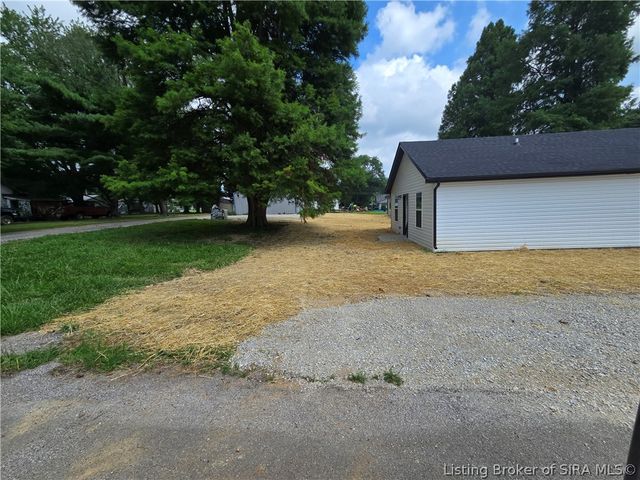 71 S Beech Street, Campbellsburg, IN 47108