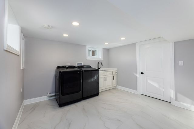 4955 N Delphia Avenue, Norridge, IL 60706