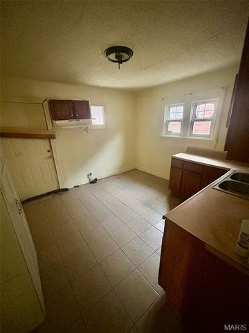 6120 Bircher Street, Pine Lawn, MO 63120