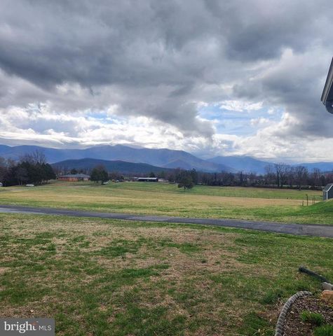 5 FOX LN, Luray, VA 22835