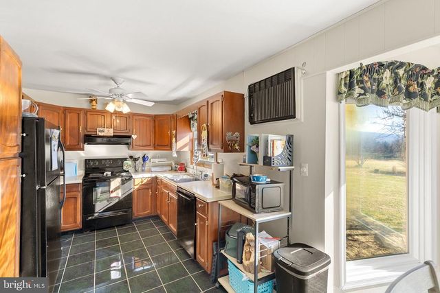 5 FOX LN, Luray, VA 22835