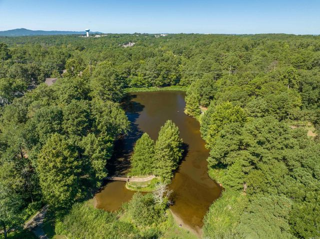312 Lotus Loop, Hot Springs, AR 71901