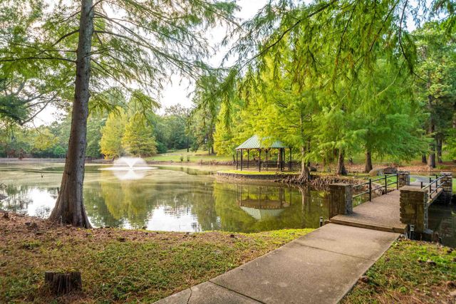 312 Lotus Loop, Hot Springs, AR 71901