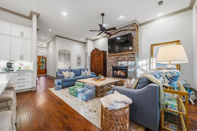 312 Lotus Loop, Hot Springs, AR 71901