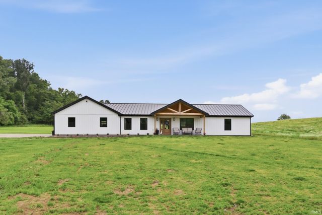 5466 W Schneider Road, Newburgh, IN 47630