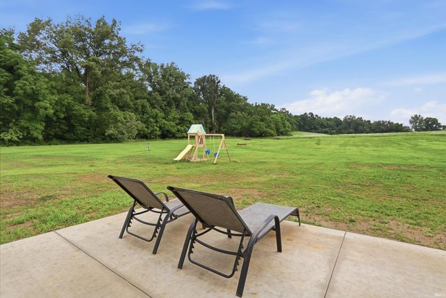 5466 W Schneider Road, Newburgh, IN 47630