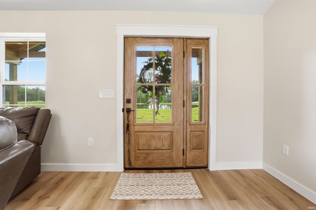 5466 W Schneider Road, Newburgh, IN 47630