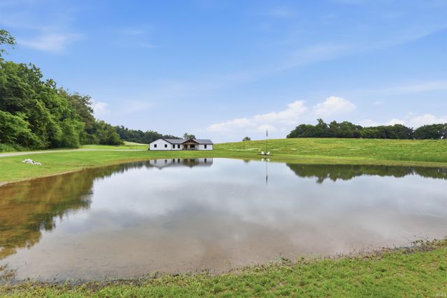 5466 W Schneider Road, Newburgh, IN 47630