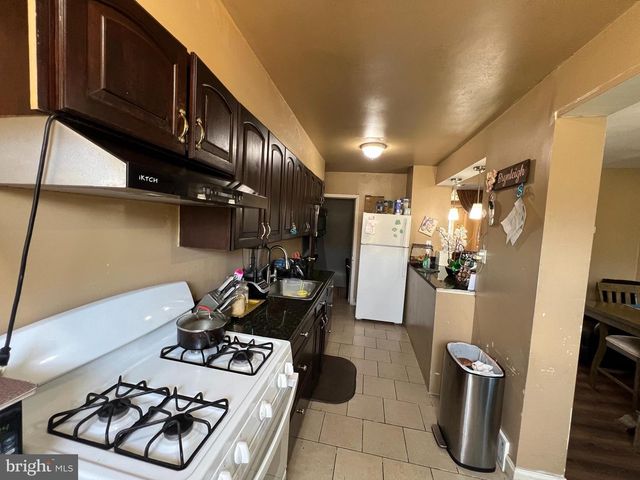 2021 KNORR ST, Philadelphia, PA 19149