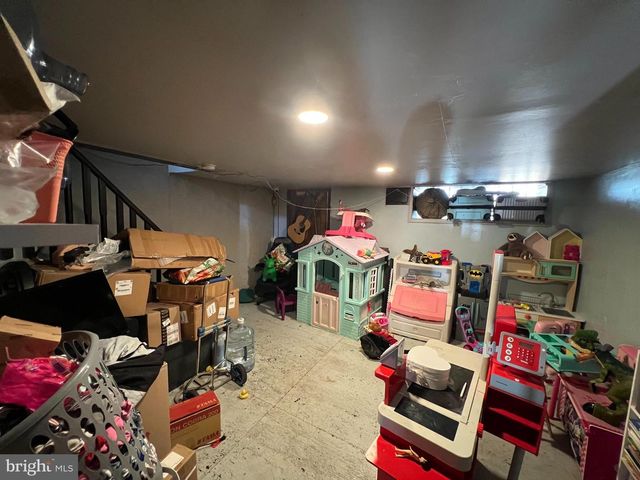 2021 KNORR ST, Philadelphia, PA 19149